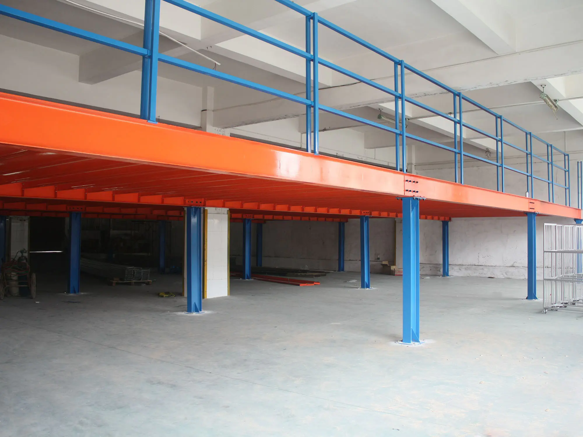  Structual Steel Mezzanine